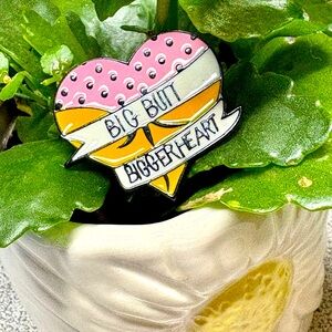 Sexy butt Pink and Yellow Heart Enamel Pin